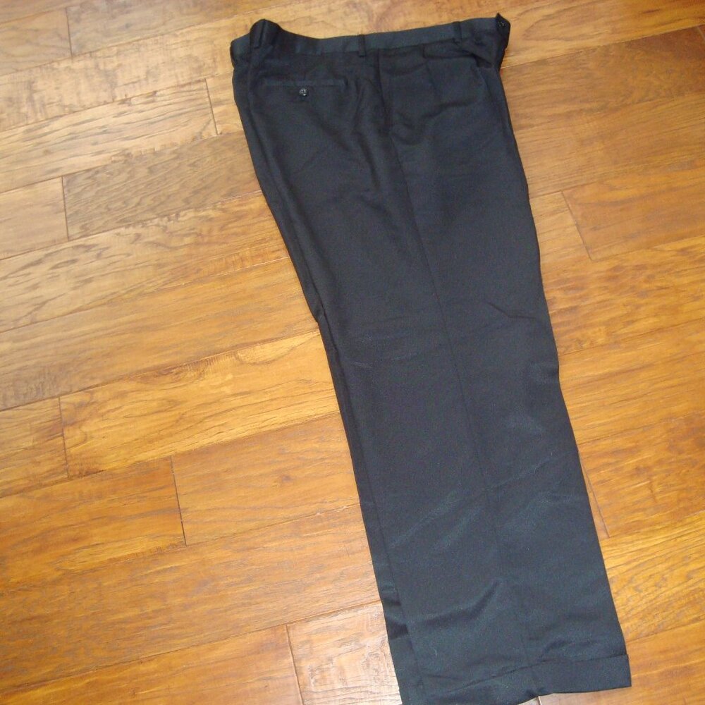 Louis Raphael | Tailored 38x30 Black Dress Pants